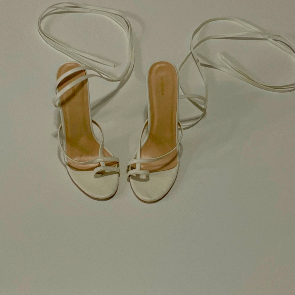 Pretty Little Things WHITE PU TOE DETAIL LACE UP HIGH BLOCK HEELED SANDALS